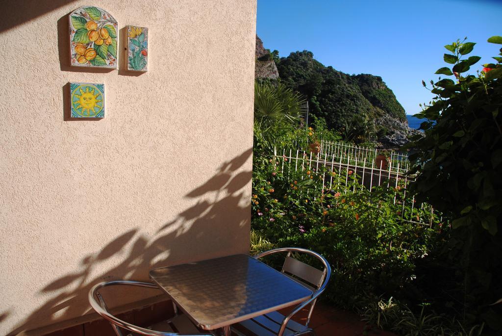 Taormina Isola Bella Apartment - Taormina Holidays Zimmer foto